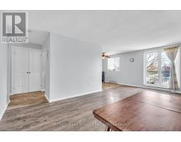 401 - 986 HURON STREET - 17