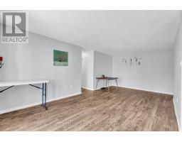 401 - 986 HURON STREET - 18