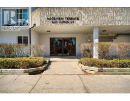 401 - 986 HURON STREET - 3