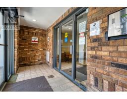 401 - 986 HURON STREET - 4