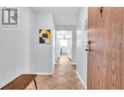 401 - 986 HURON STREET - 6