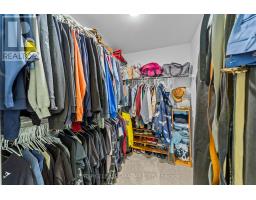 41 AMBROSIA PATH - 16