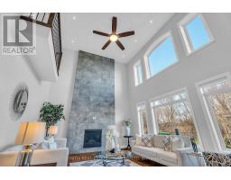 1375 DYER CRESCENT - 10