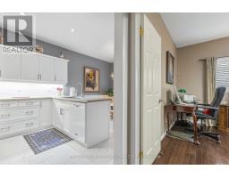 1 - 205 NORTH CENTRE ROAD - 15