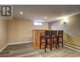 58 VANBUSKIRK DRIVE - 31