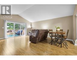 17 - 20 WINDEMERE PLACE - 13