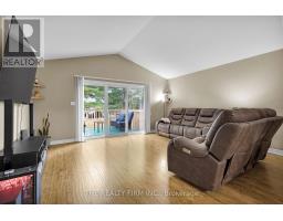 17 - 20 WINDEMERE PLACE - 16