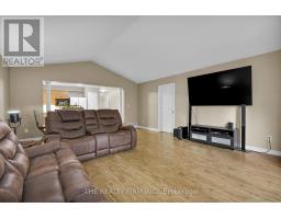 17 - 20 WINDEMERE PLACE - 18