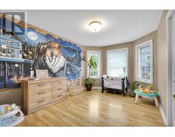 17 - 20 WINDEMERE PLACE - 25