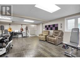 17 - 20 WINDEMERE PLACE - 33