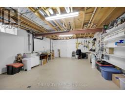 17 - 20 WINDEMERE PLACE - 38