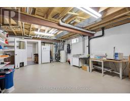 17 - 20 WINDEMERE PLACE - 40