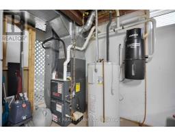 17 - 20 WINDEMERE PLACE - 41