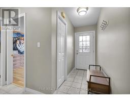 17 - 20 WINDEMERE PLACE - 6