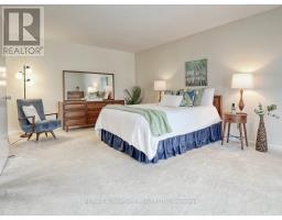 150 GUILDFORD CRESCENT - 27