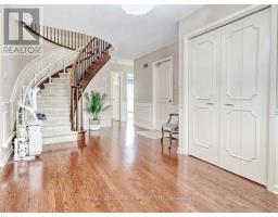 150 GUILDFORD CRESCENT - 4