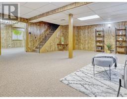 150 GUILDFORD CRESCENT - 40