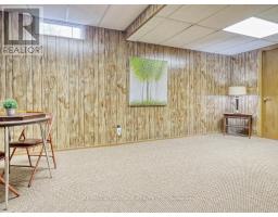 150 GUILDFORD CRESCENT - 43