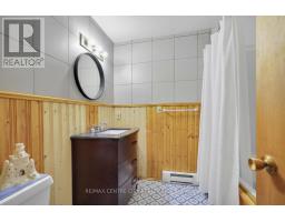 55 MOHEGAN CRESCENT - 23