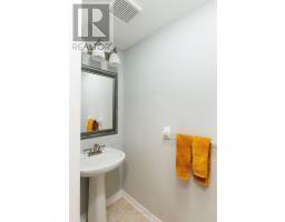 26 - 270 NORTH CENTRE ROAD - 12