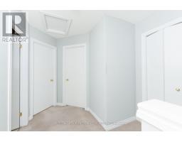 26 - 270 NORTH CENTRE ROAD - 15