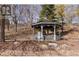 26 - 270 NORTH CENTRE ROAD - 20