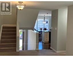 26 - 270 NORTH CENTRE ROAD - 25