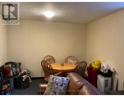 26 - 270 NORTH CENTRE ROAD - 30