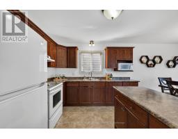 1590 GREEN GABLES ROAD - 15