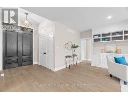 28 ALEXANDER GATE - 6