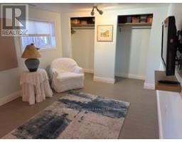 9 WILLOWDALE PLACE - 12