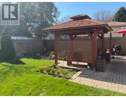 9 WILLOWDALE PLACE - 26