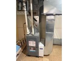 9 WILLOWDALE PLACE - 28