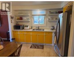 9 WILLOWDALE PLACE - 6