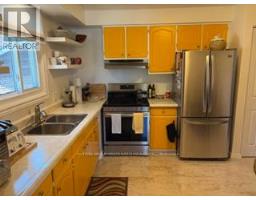 9 WILLOWDALE PLACE - 7