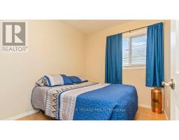 66 GARLAND CRESCENT - 14