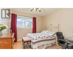 66 GARLAND CRESCENT - 18