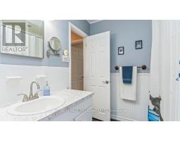 66 GARLAND CRESCENT - 21