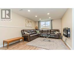 66 GARLAND CRESCENT - 22