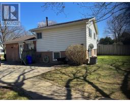 66 GARLAND CRESCENT - 28