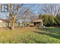 108 COULTER AVENUE - 25