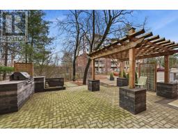 1004 - 600 TALBOT STREET - 38