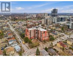 1004 - 600 TALBOT STREET - 39