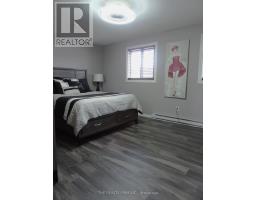 33 - 474 SOUTHDALE ROAD E - 26