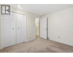 133 FAIRLANE AVENUE - 25