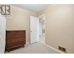 133 FAIRLANE AVENUE - 34