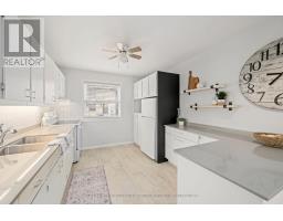 718 WONDERLAND ROAD S - 9