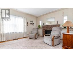 87 JACQUELINE STREET - 6