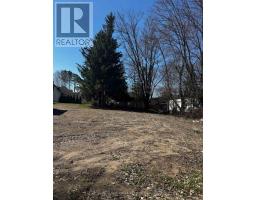 4447 MILL CRESCENT - 1