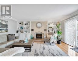 71 BLACKTHORNE CRESCENT - 22